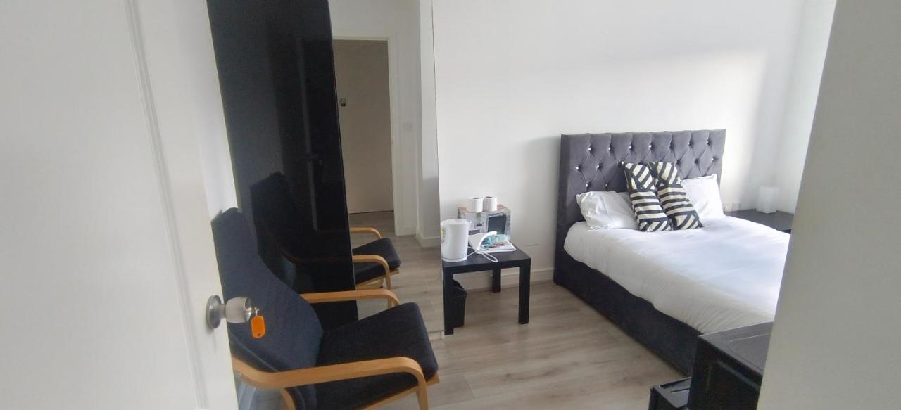 Free Car Park And Walk To Coop, Etihad , Piccadilly Manchester Extérieur photo