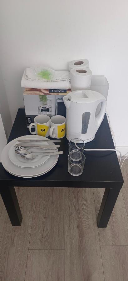 Free Car Park And Walk To Coop, Etihad , Piccadilly Manchester Extérieur photo